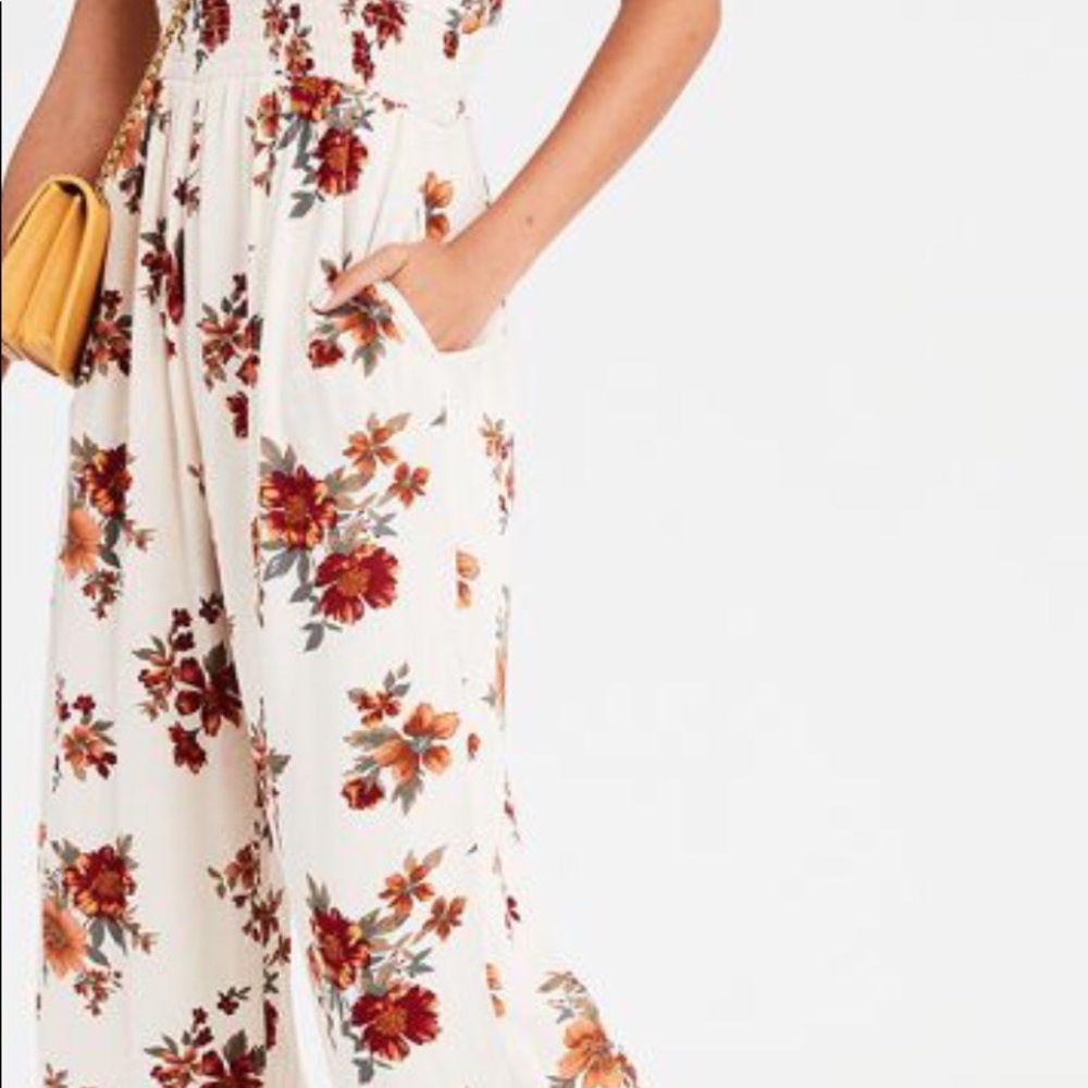 AE Jumpsuit Size Medium